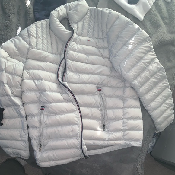 Tommy Hilfiger Gray SweatShirt - Picture 1 of 4